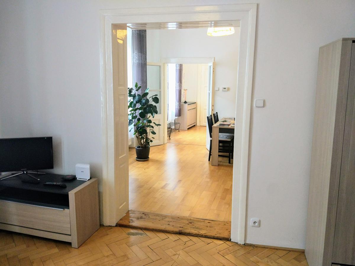 Apartments Tynska 7 Prague Exterior photo