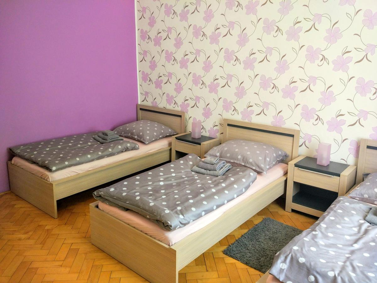 Apartments Tynska 7 Prague Exterior photo